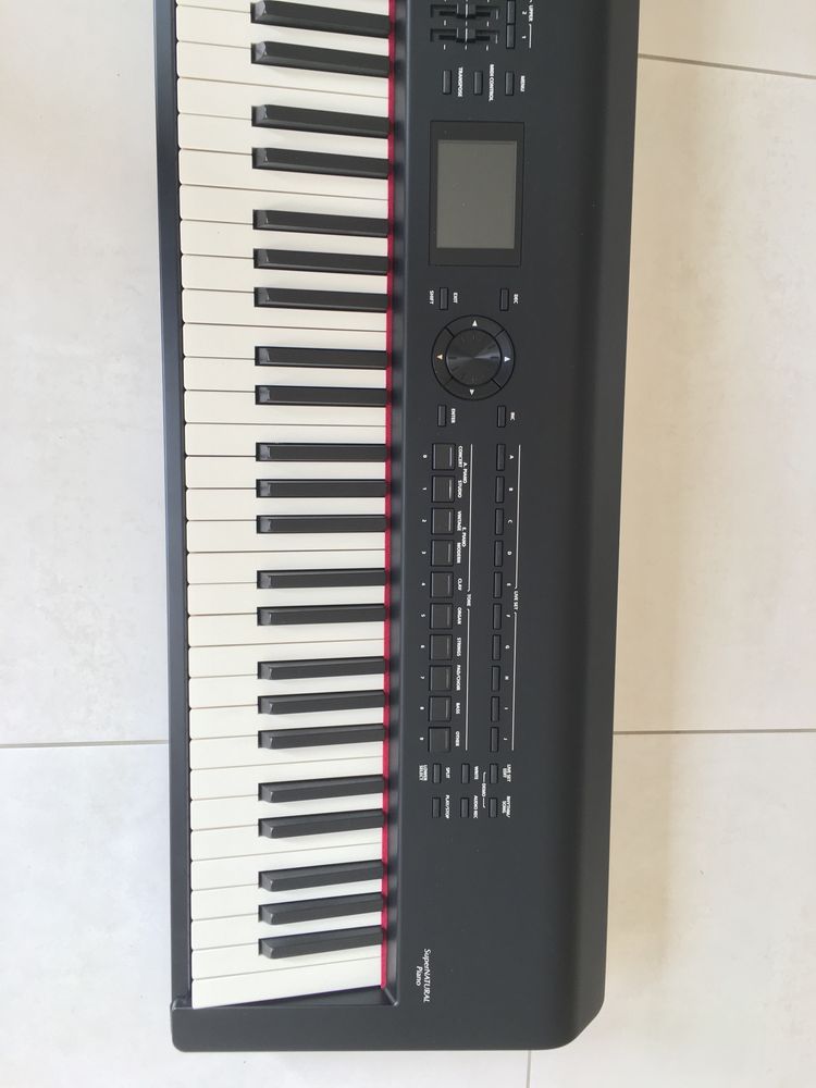 Roland RD-800 na scenę i do studia