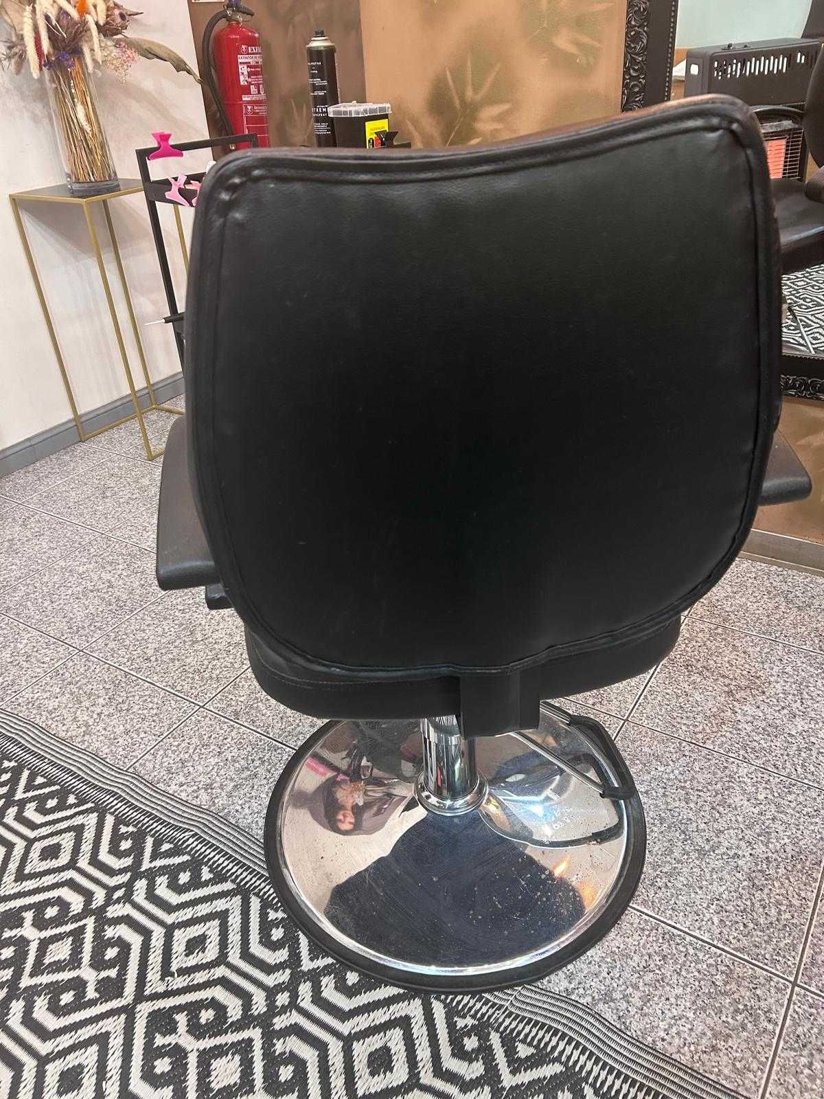 Cadeira cabeleireiro estética - COMO NOVO!