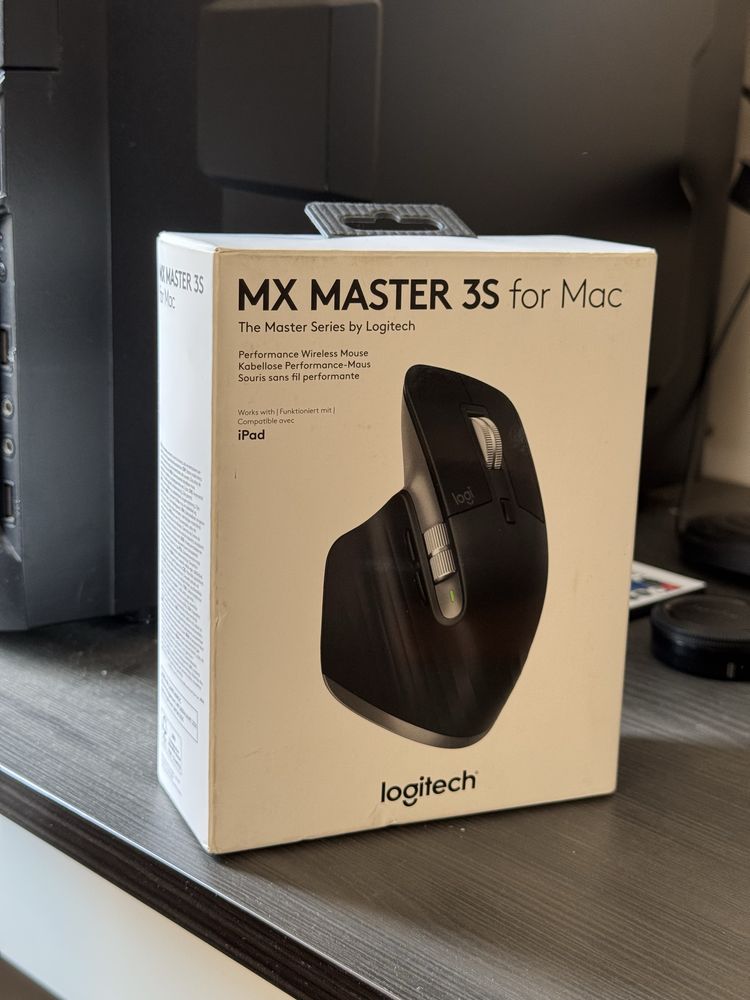 Мишка Logitech MX master 3S for Mac + Кейс