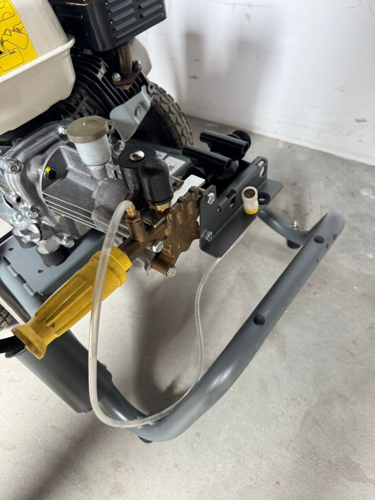 Myjka spalinowa Karcher HD7/15G rok 2022