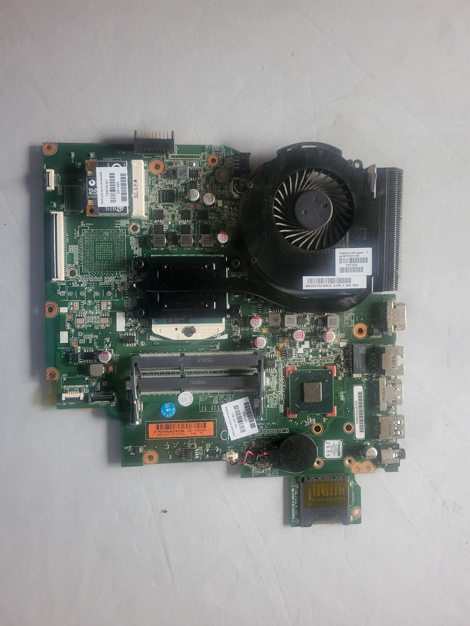 Sprzedam płytę główną + procesor i3 gen 3do laptopa HP 250 G2