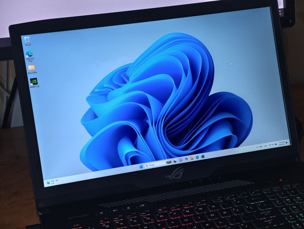Ноутбук Asus ROG Strix SCAR GL703GM