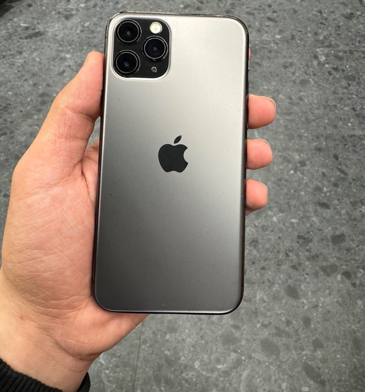 Iphone 11 pro 256 Used