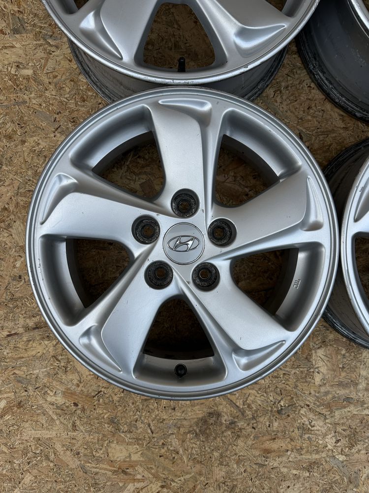 Диски5/114 R15 ET45 цо(діа)67.1 Хюндай титани