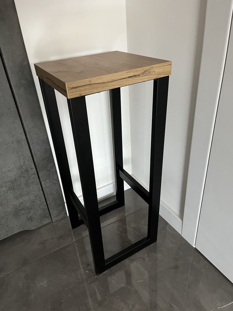 Hoker stołek barowy taboret kwietnik krzesło loftowy dąb craft złoty