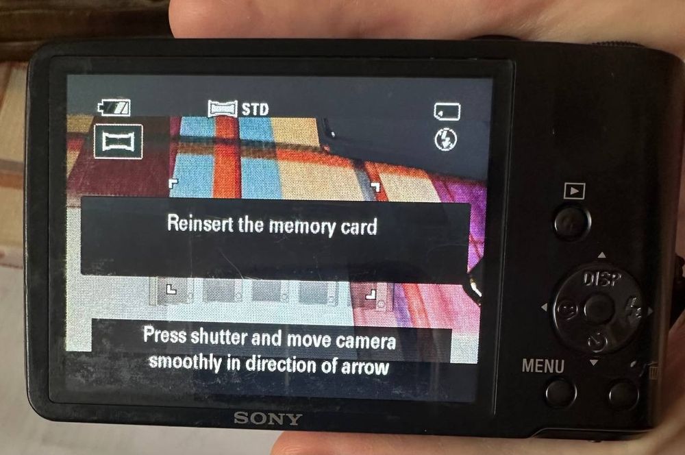 Продам Sony Cyber-Shot DSC-H70