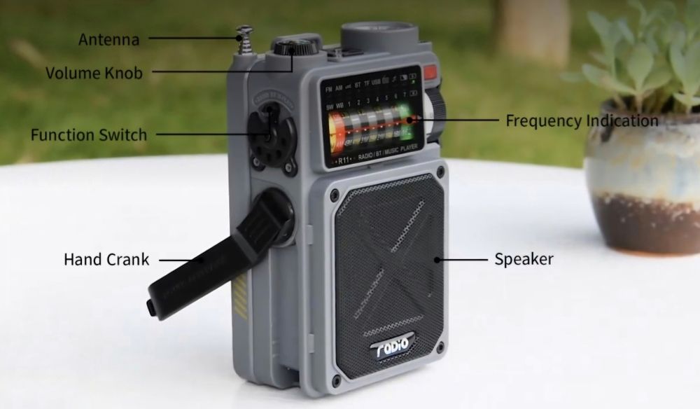 Радіоприймач аварійний R11+ Bluetooth колонка, ліхтарик, сонячне живл.