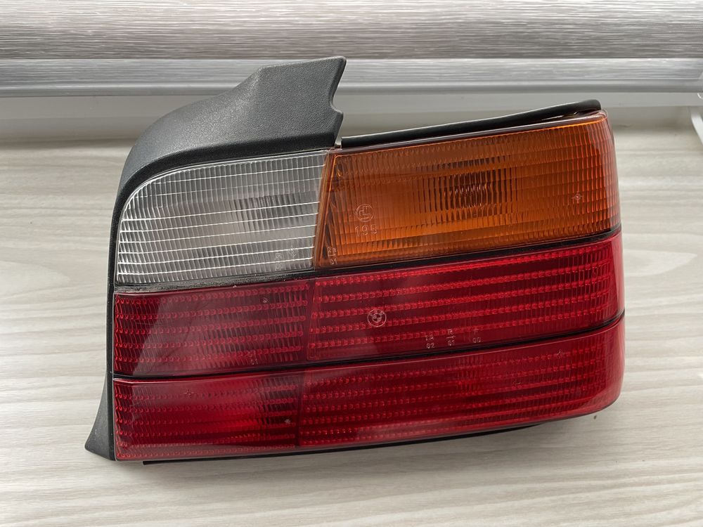 Lampa tylna prawa bmw e36 sedan