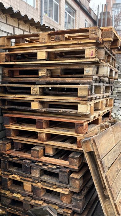 Піддони в продажі