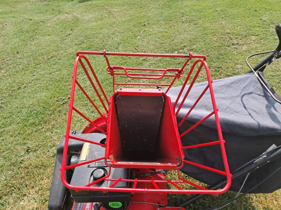 Troy-bilt odkurzacz rębak spalinowy z napędem