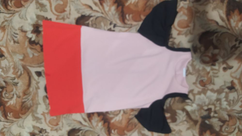 Продам платье женское