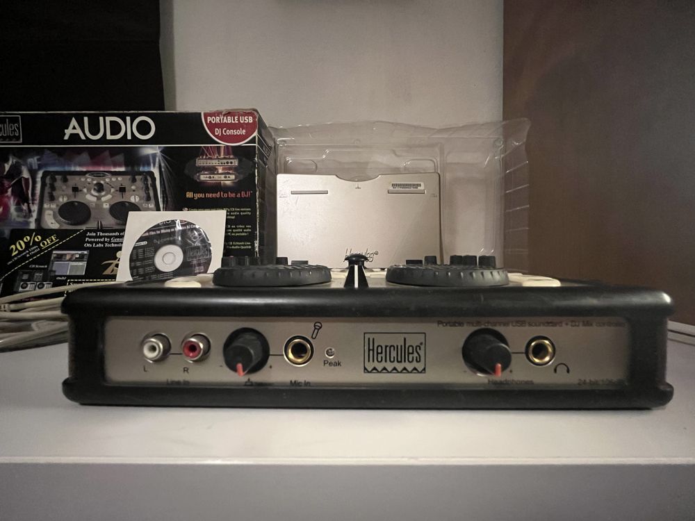 Hercules dj console