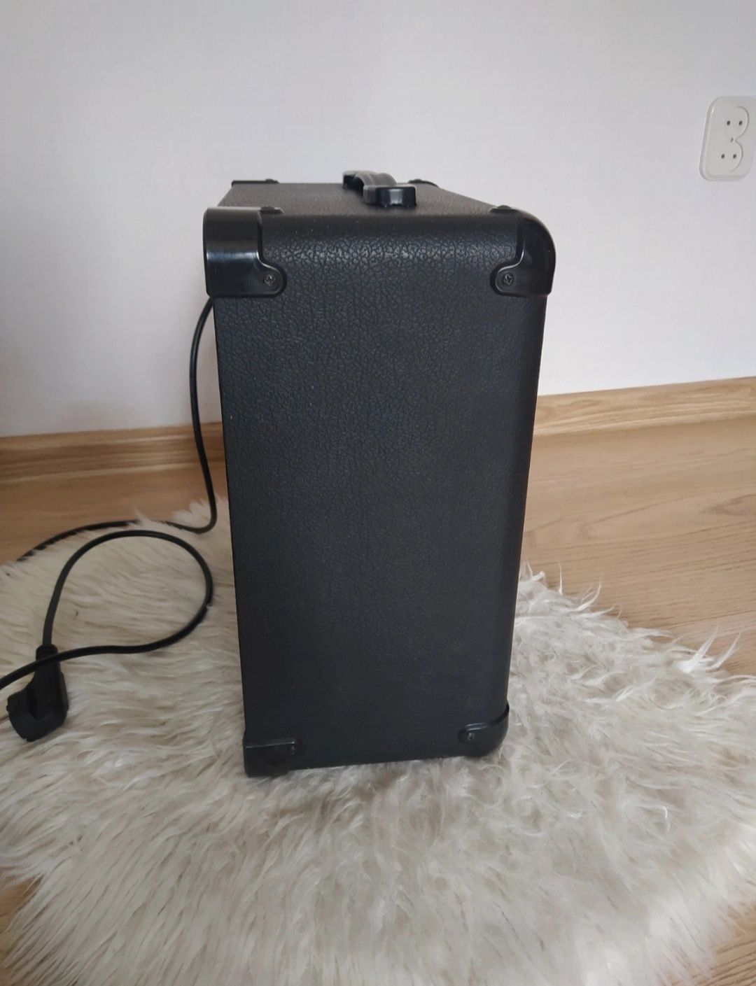 Wzmacniacz do gitary elektrycznej Mega AMP GL-20