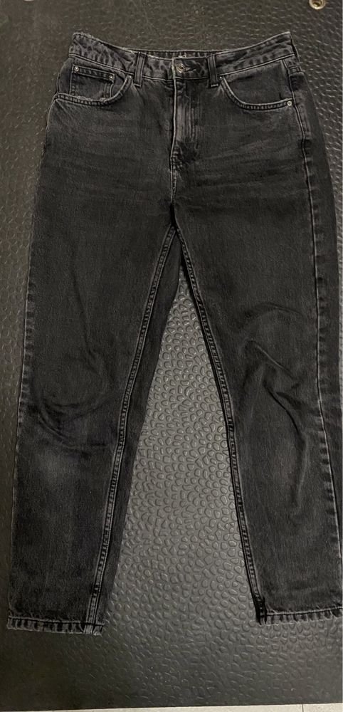 Spodnie jeansy Mom Topshop M W28 L30 sprany czarny