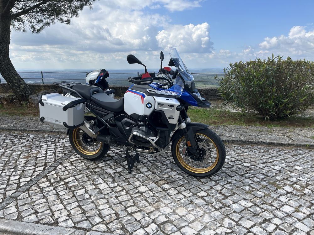 Bmw gsa 1300  control de altura adaptativo