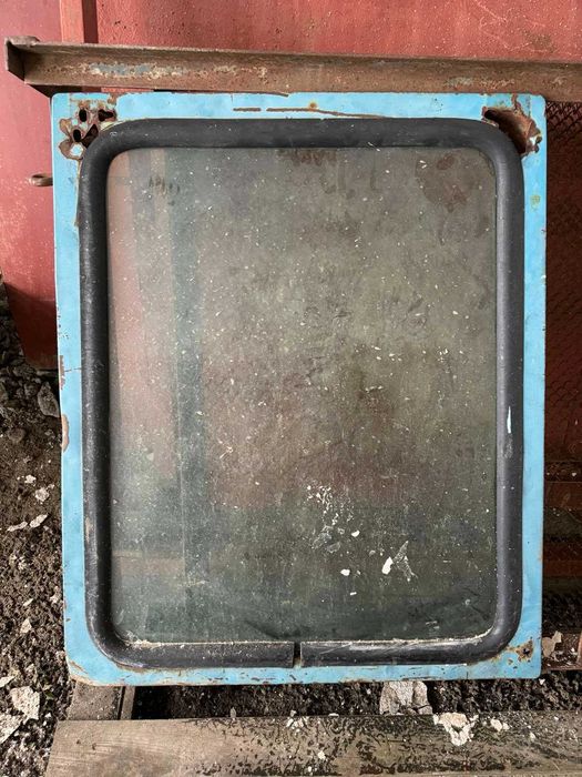 Бокова рамка великої кабіни МТЗ 80-82 Велика кабіна МТЗ 80 82