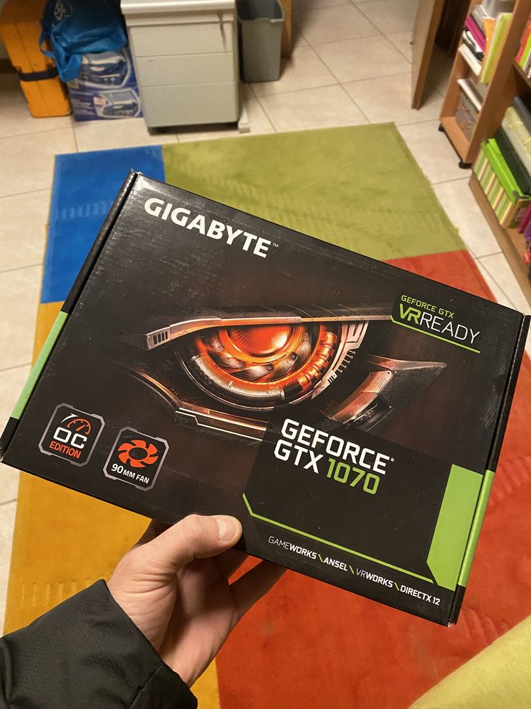 Placa gráfica Gigabyte GTX 1070 Mini OC 8GB