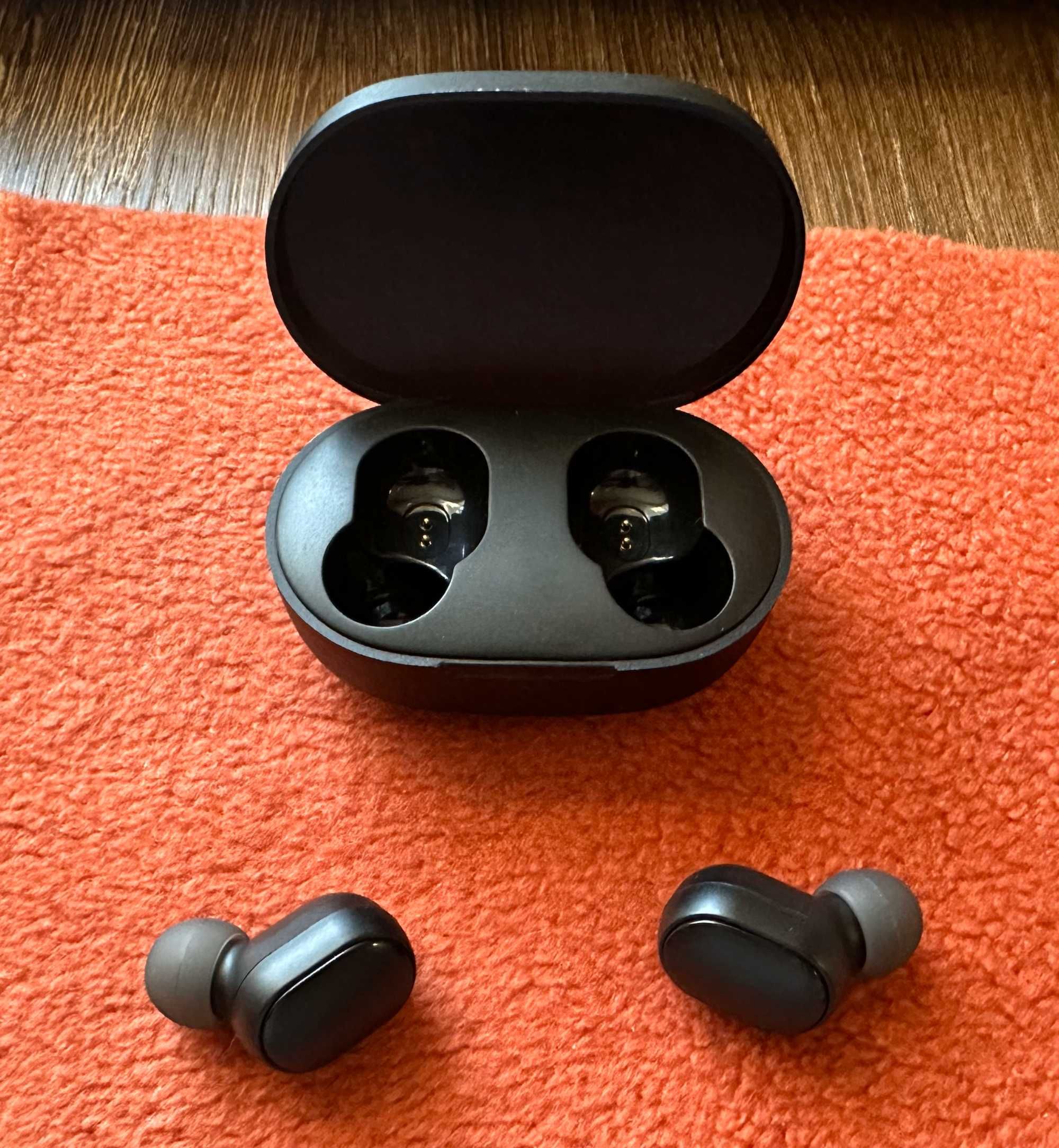 Prawie nowe słuchawki Xiaomi Mi True Wireless Earbuds Basic 2 - czarne