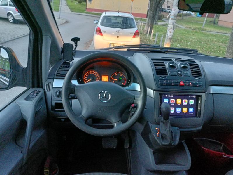 Mercedes-Benz Vito 4+4automat