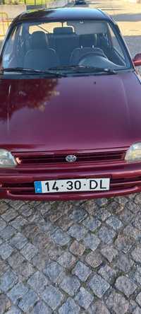 Vendo toyota sarllete carro muito bem estimado