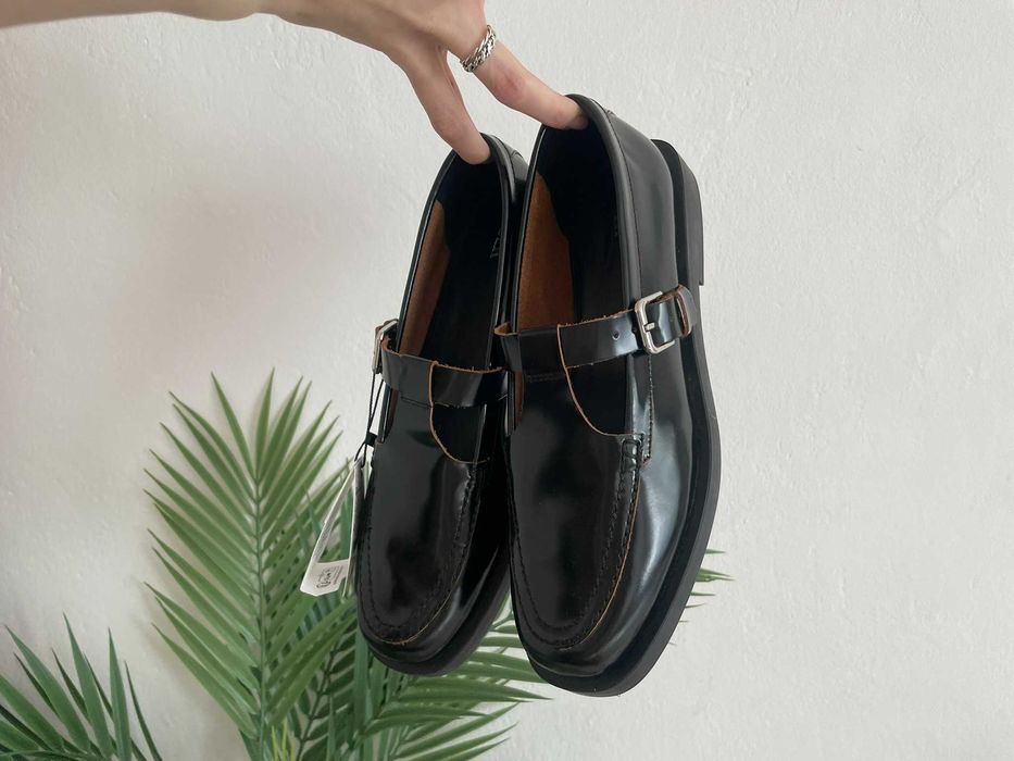 Zara mokasyny czarne skórzane skóra naturalna lakierowane klamry 40 26