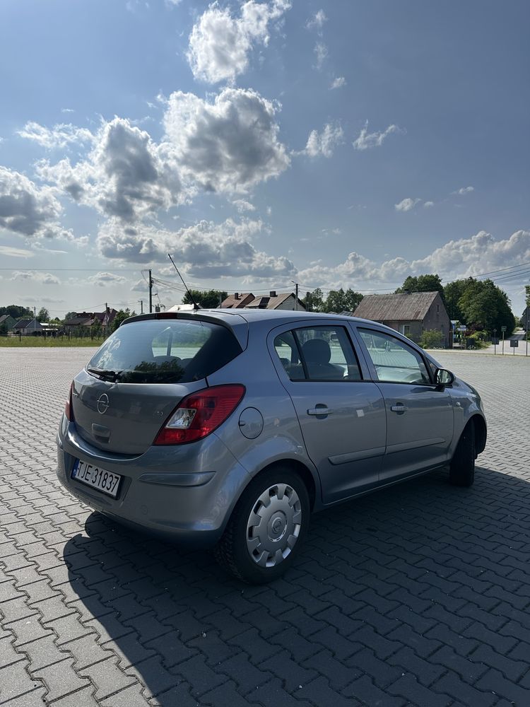 Opel Corsa D 1.4 benzyna