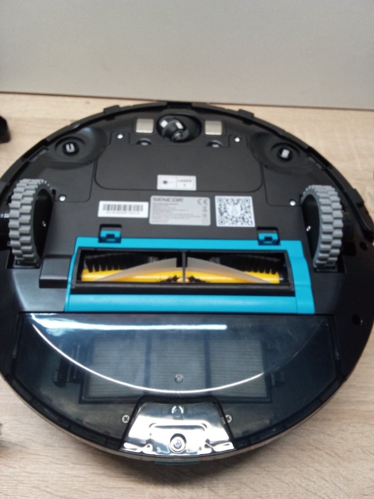 Робот пилосос Sencor SRV9250BK уцінка