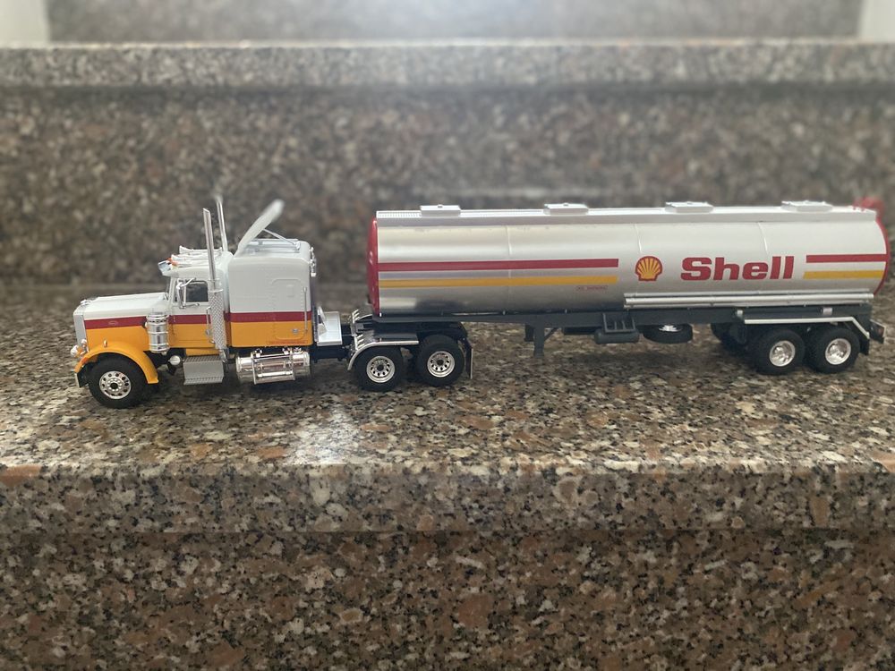 Camião shell novo