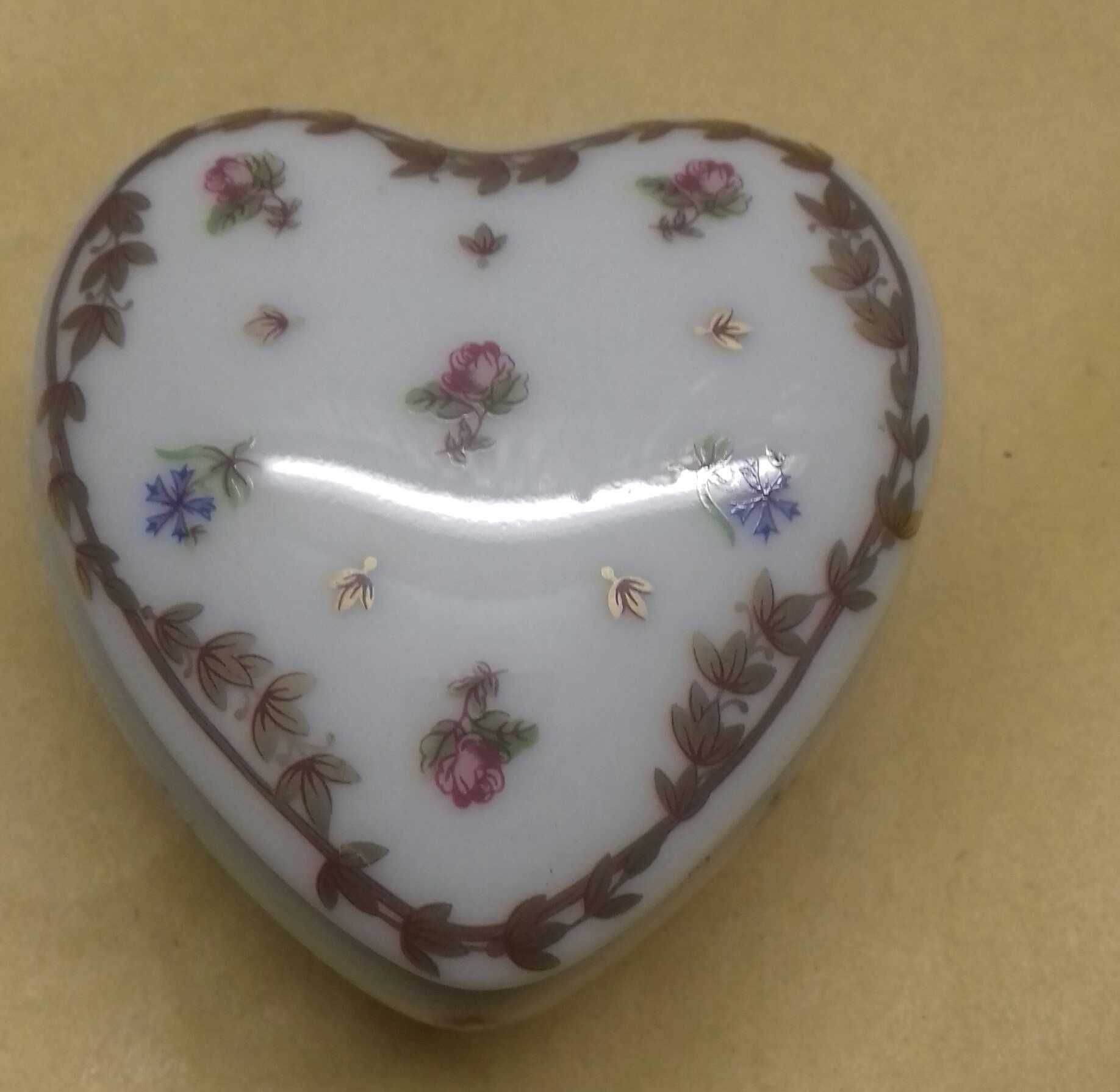 Caixas de Pandora em Porcelana