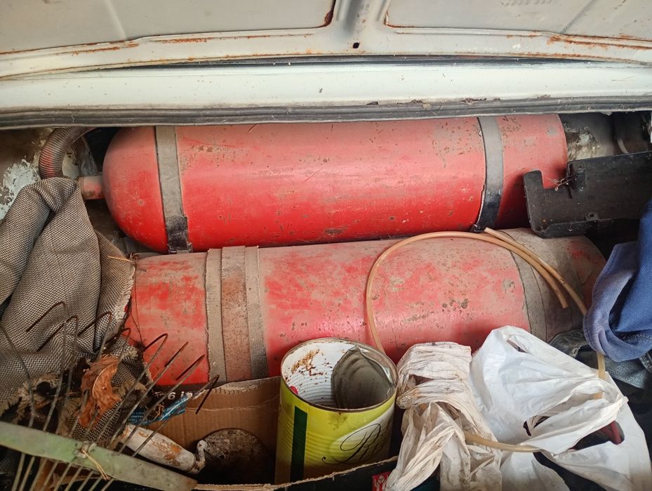 Газовие метанові балони