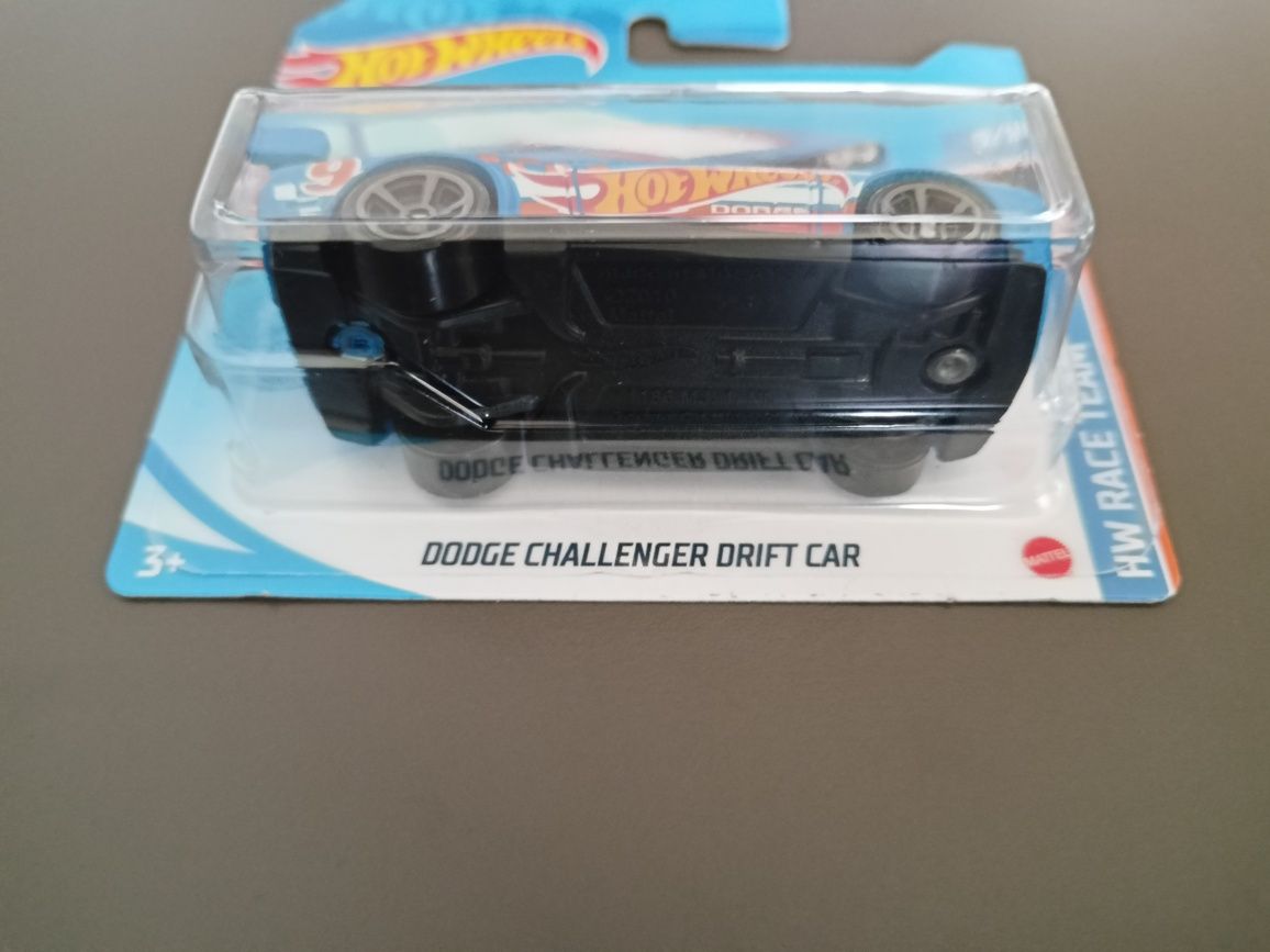 Hot wheels dodge challenger drift car (2021)