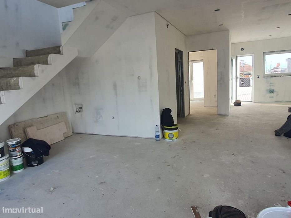 Moradia T4 em construção em Cacia