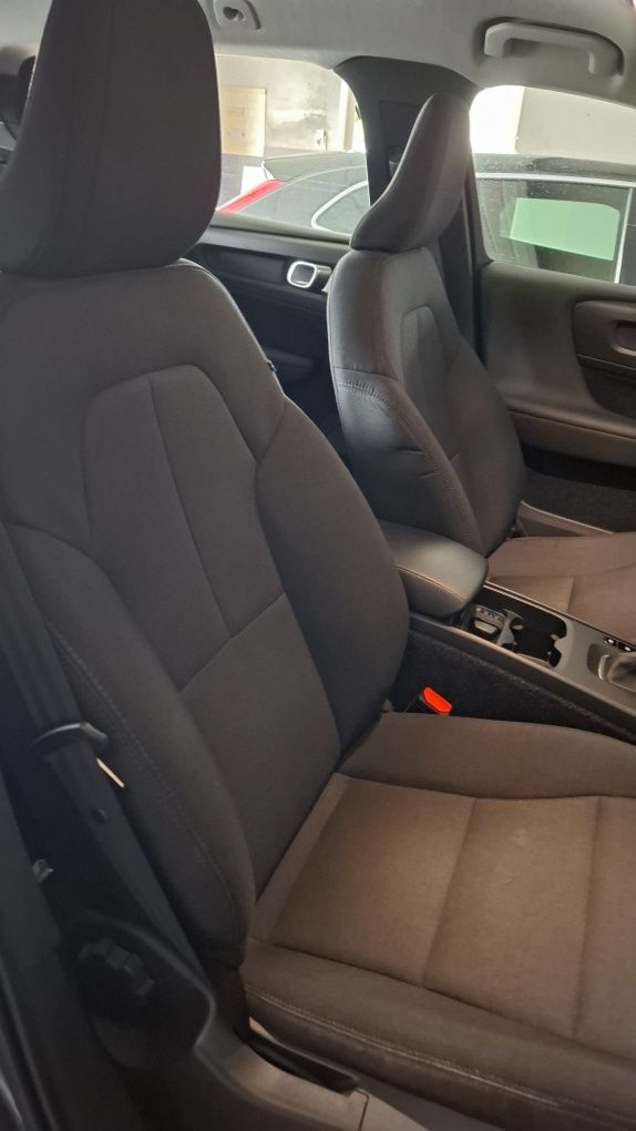 VOLVO XC40 apenas com 38.700km