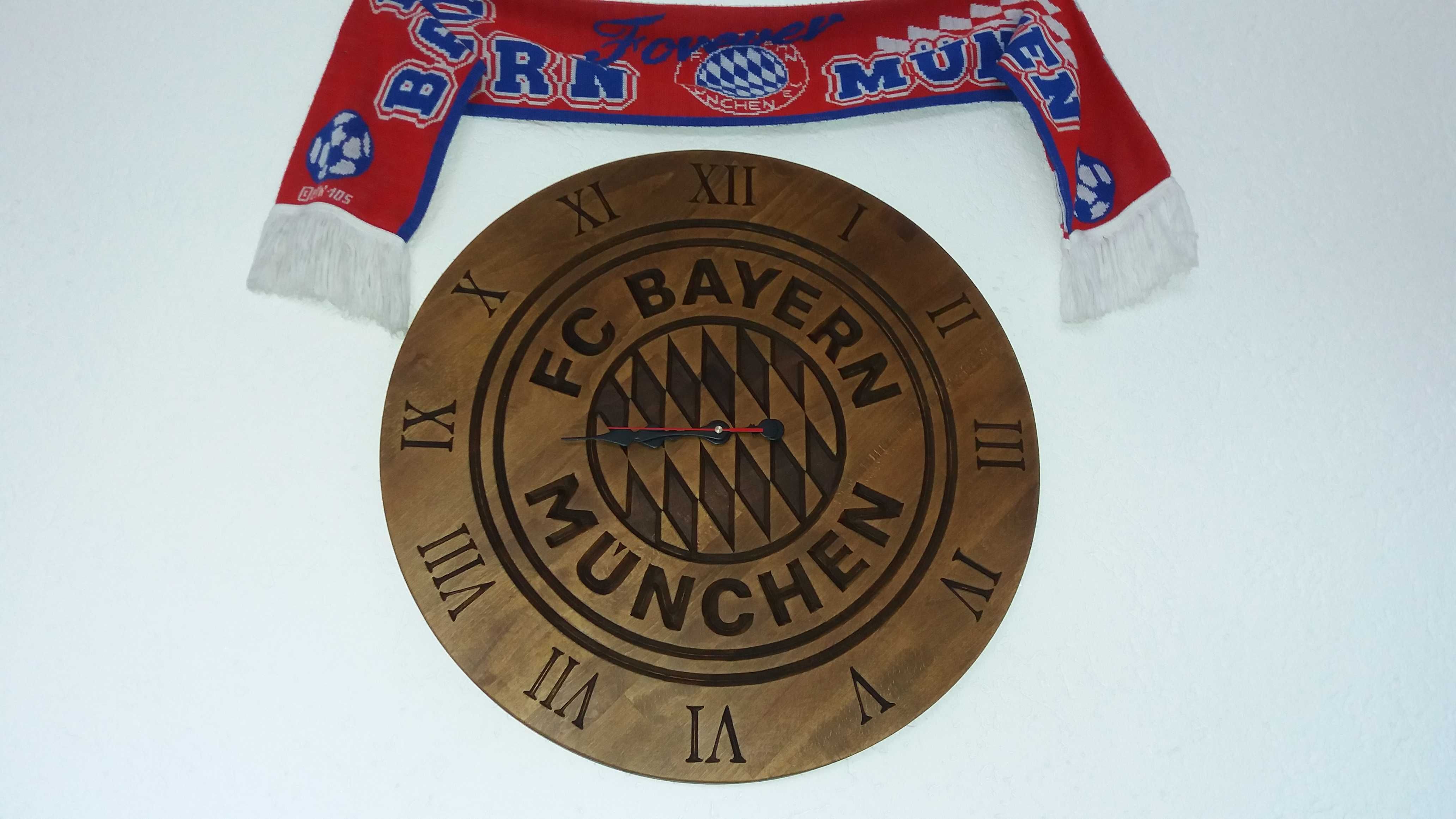 Zegar Ścienny Drewniany Bayern Monachium Duży Piłka Nożna 60 cm