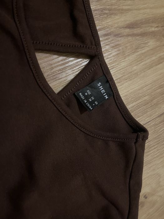 Топ зі стразами короткий