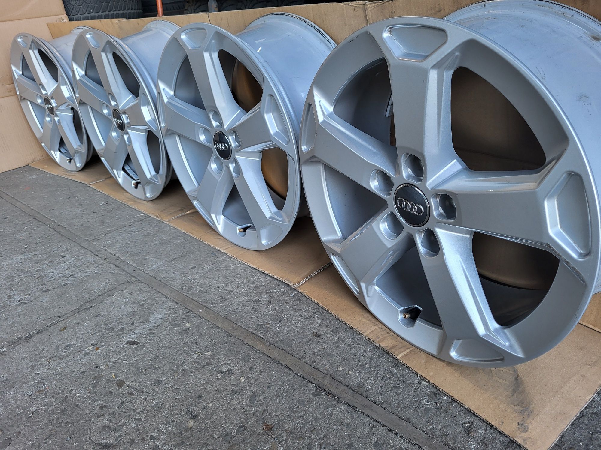 Alufelgi 5x112 17cali Audi Oryginalne
