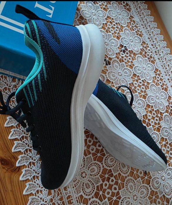 Nowe granatowe damskie sneakersy rozm.41 wkładka 26,7 cm