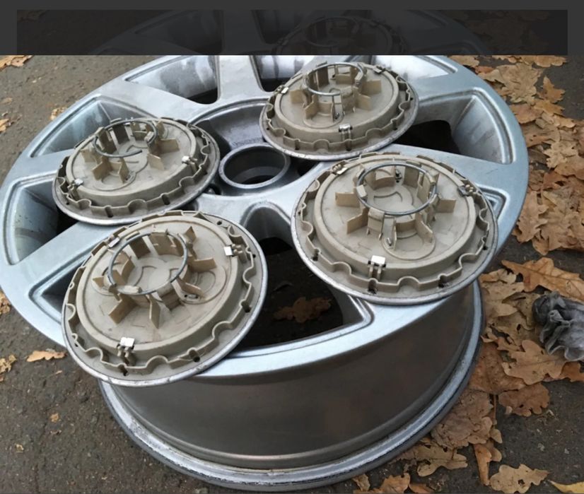 Зимова гума з дискама R17