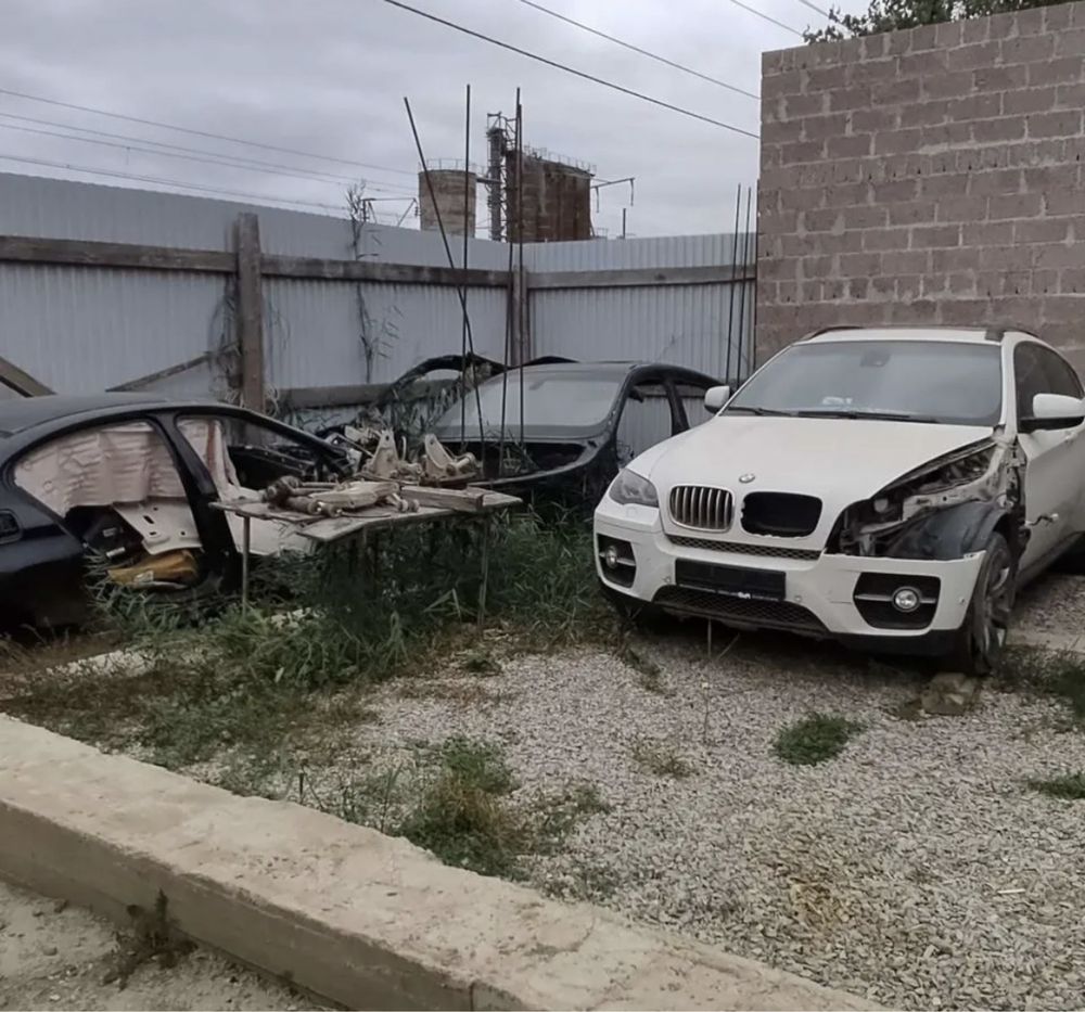 РАЗБОРКА БМВ Е90 Е60 Е71 F10 Двері РОЗБОРКА BMW E91 E61 E70 F11