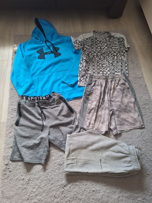 Zestaw ubrań sportowych firmowych. L