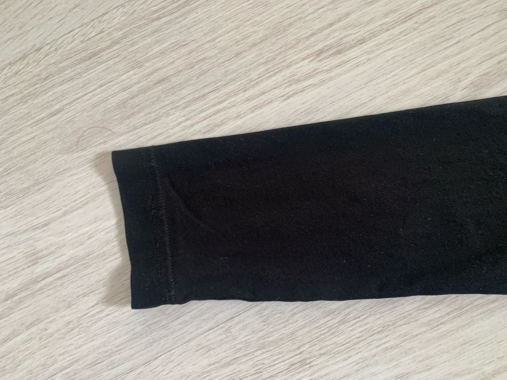 Czarny tshirt z długim rękawem H&M