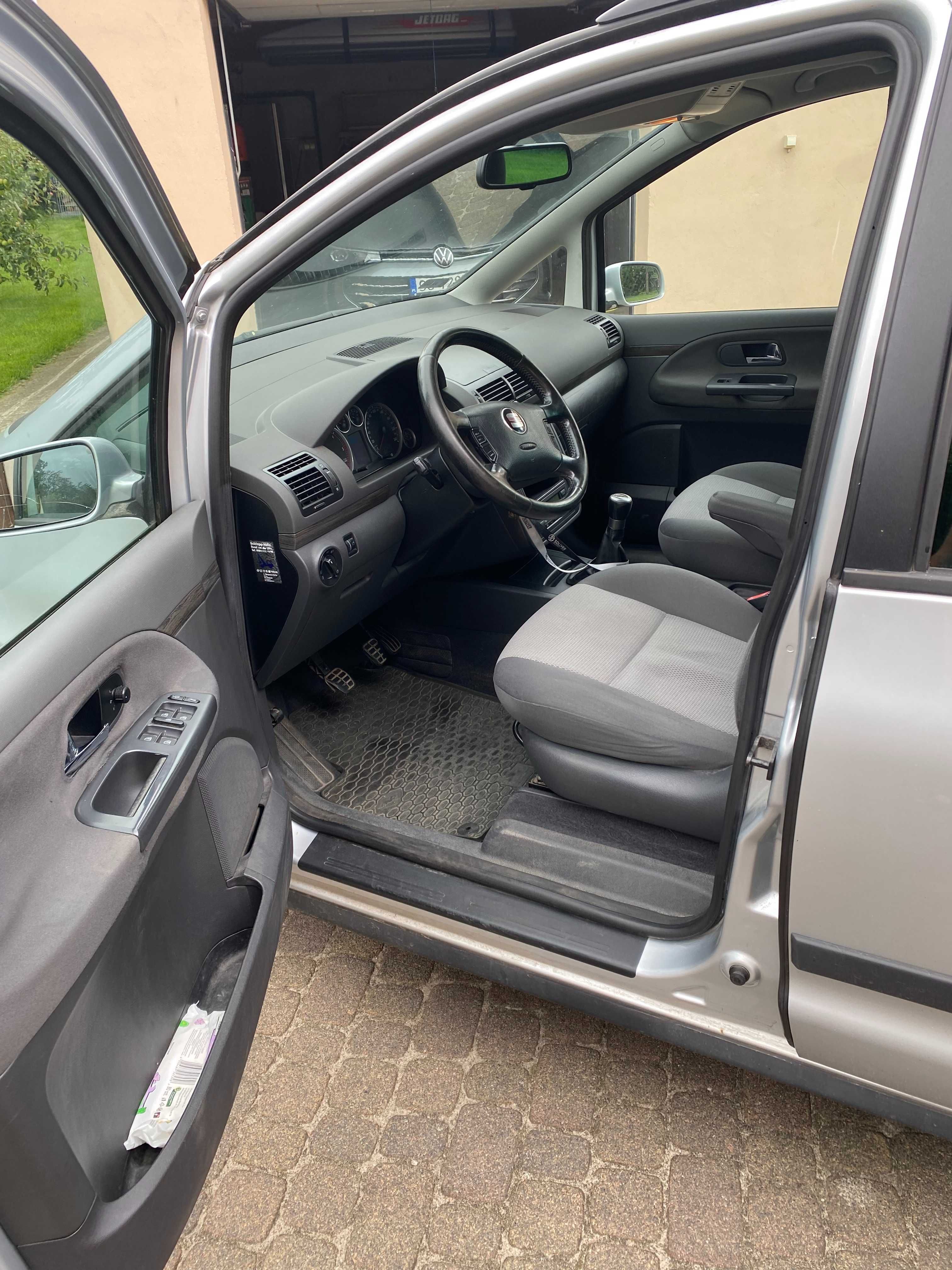 Seat Alhambra 2.0 TDI 140 KM z 2007 r.
