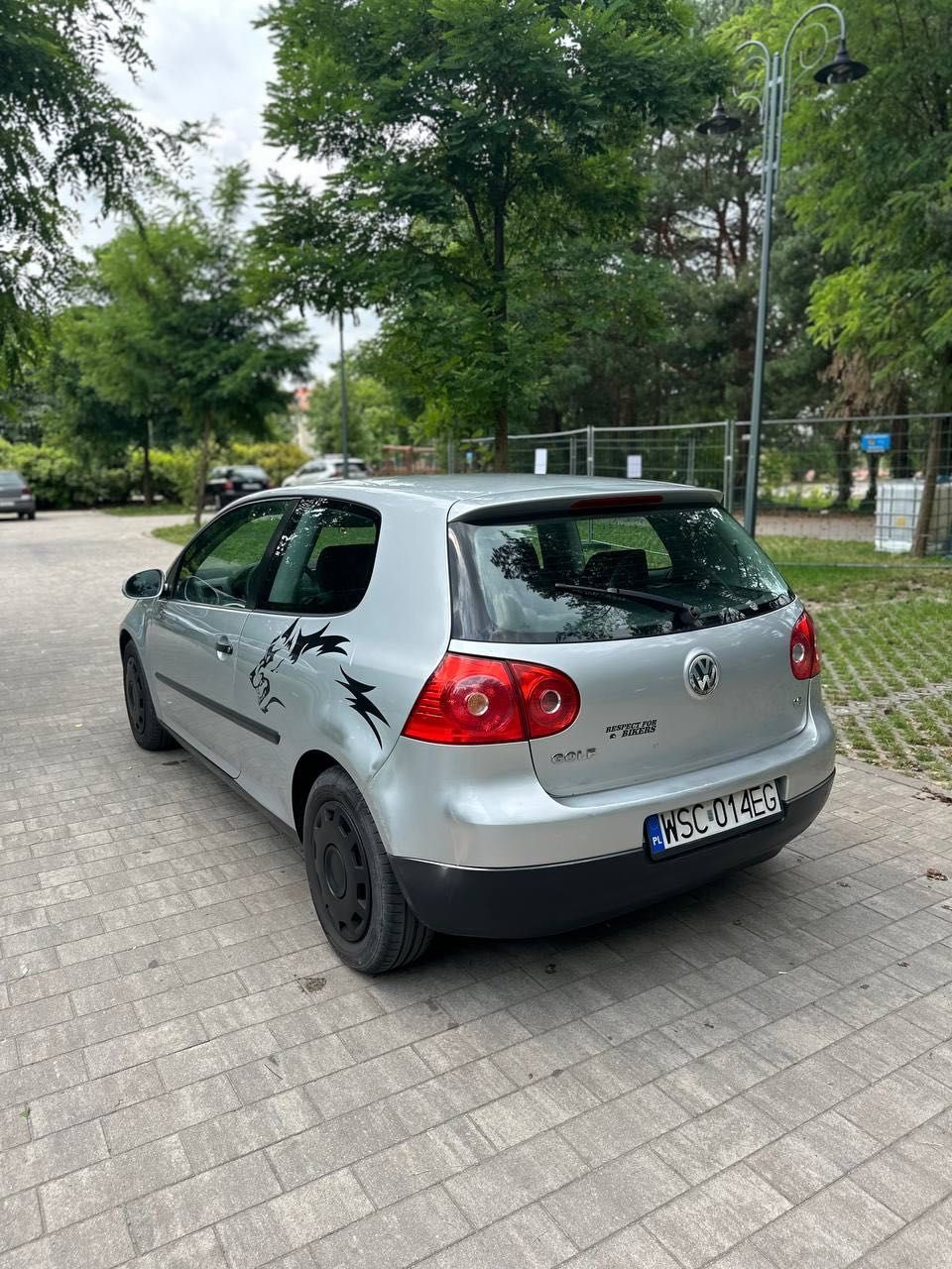 Volkswagen Golf 5 1.6mpi szyberdach