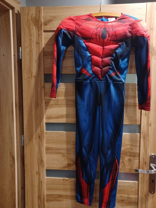 Strój Spider-Man na bal dla przedszkolaka