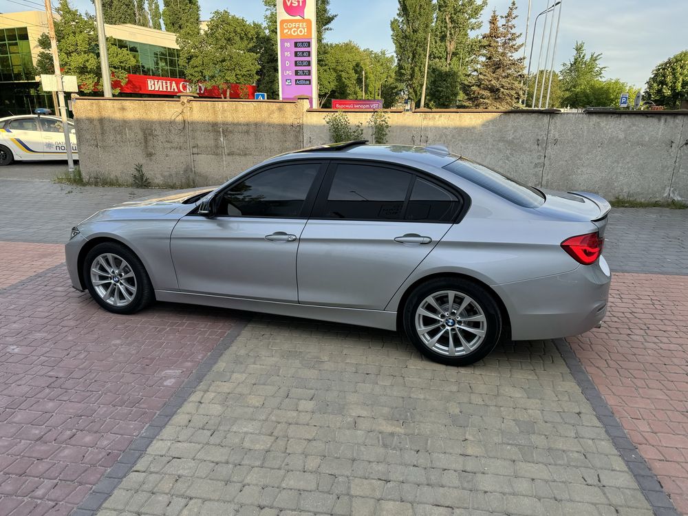 BMW F30 рестайлінг