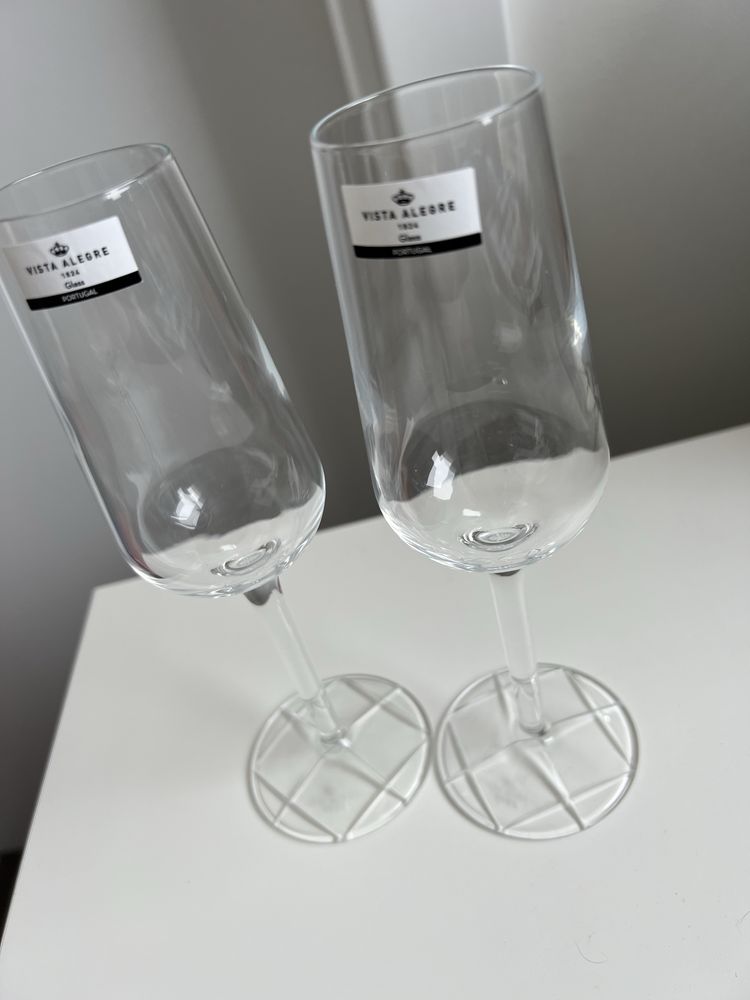 2 Flutes Vista Alegre - novos sem uso