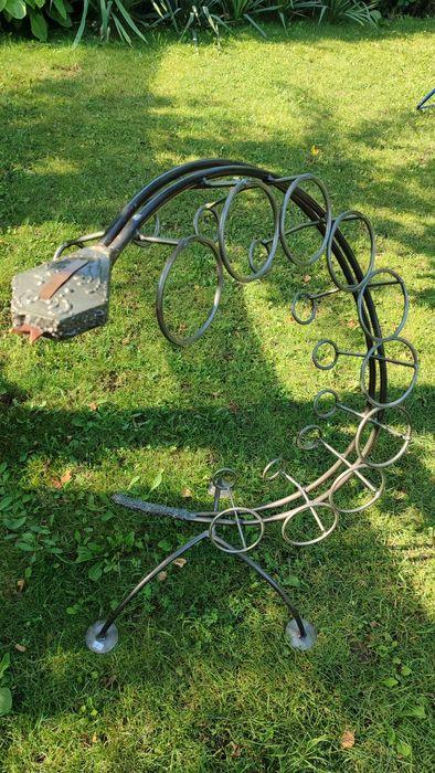 Стойка кованая  для вина