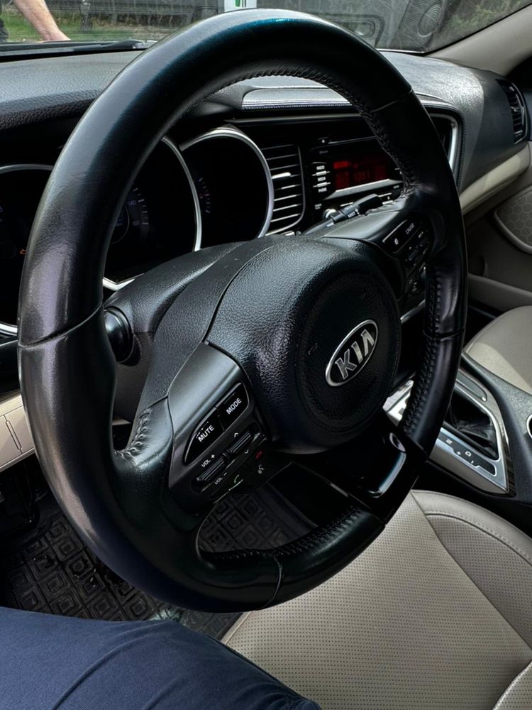 Kia Optima 2015 року випуску, Рівне