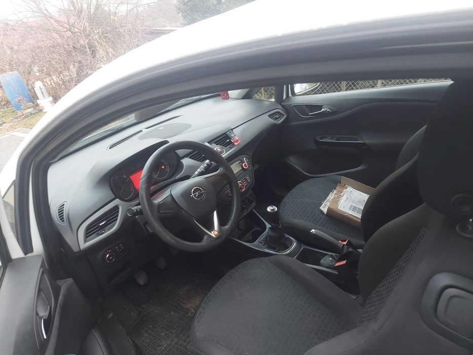 Opel corsa E 2015r bezwypadkowy 1.2 benzyna