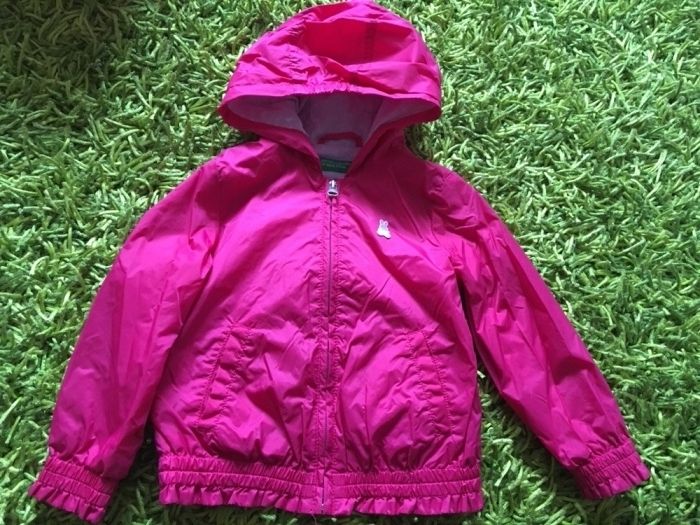 BENETTON wiosenna kurteczka rozm. 90 cm